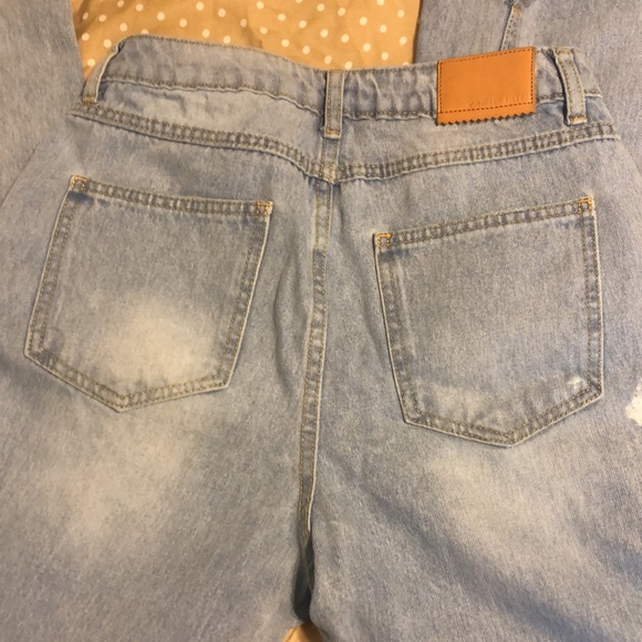 Avec Les Filles Blue Light Wash Slit Straight Leg Jeans. Size 27. Designer jeans - Picture 6 of 8